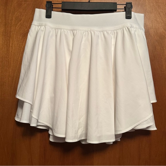 lululemon athletica Pants - NWOT Lululemon Court Revival Hi-Rise HR White Skort 10‎